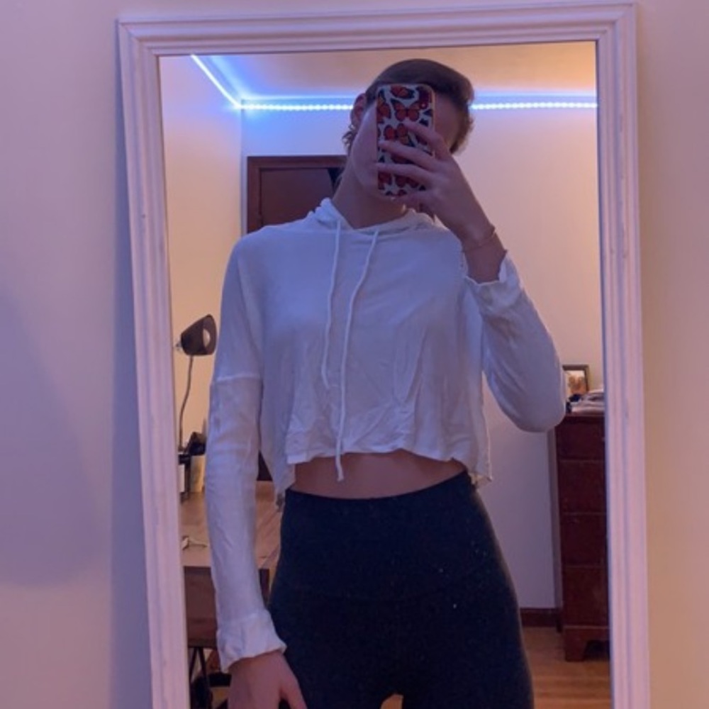 cropped white hoodie